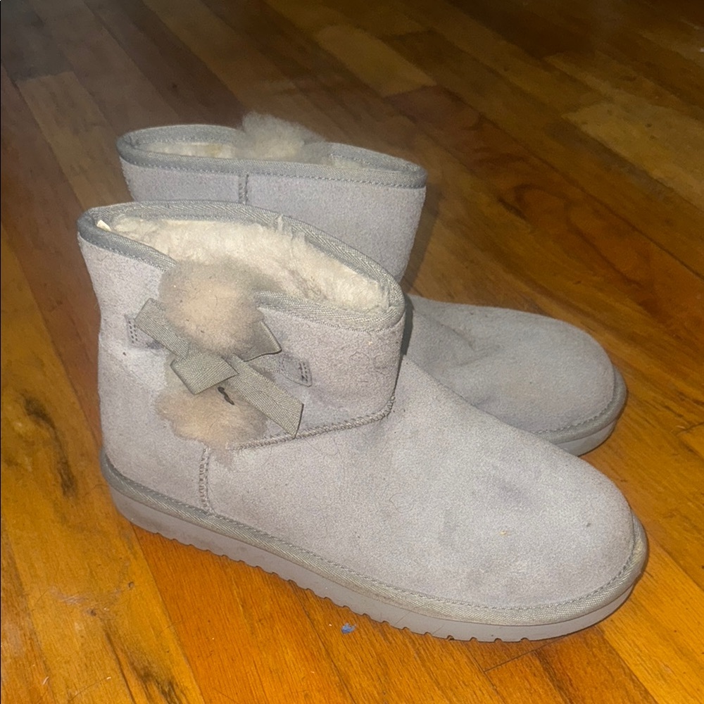 Koolaburra Gray Winter Boots for Cold Weather Comfort